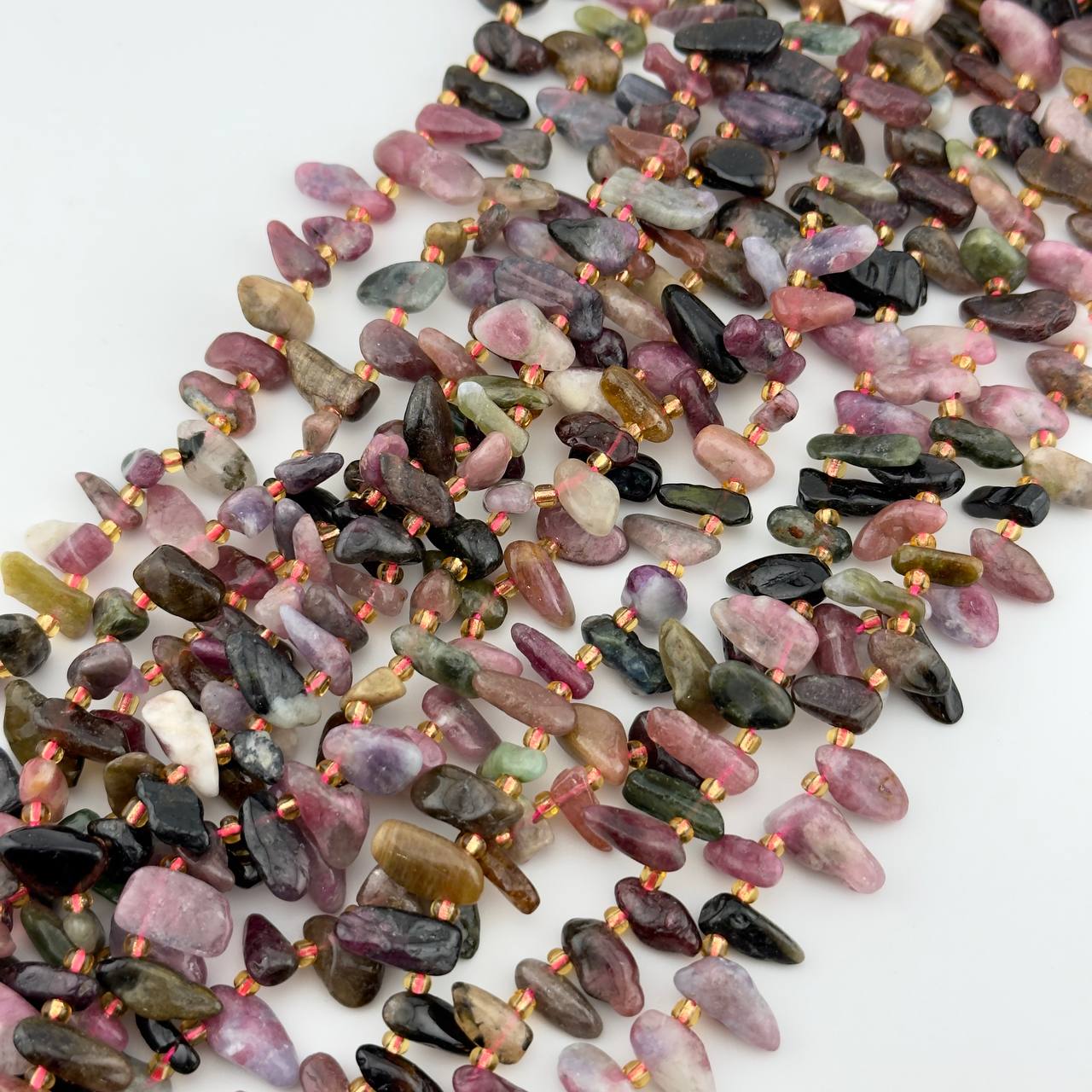 Турмалин размер 12*6мм натуральный камень